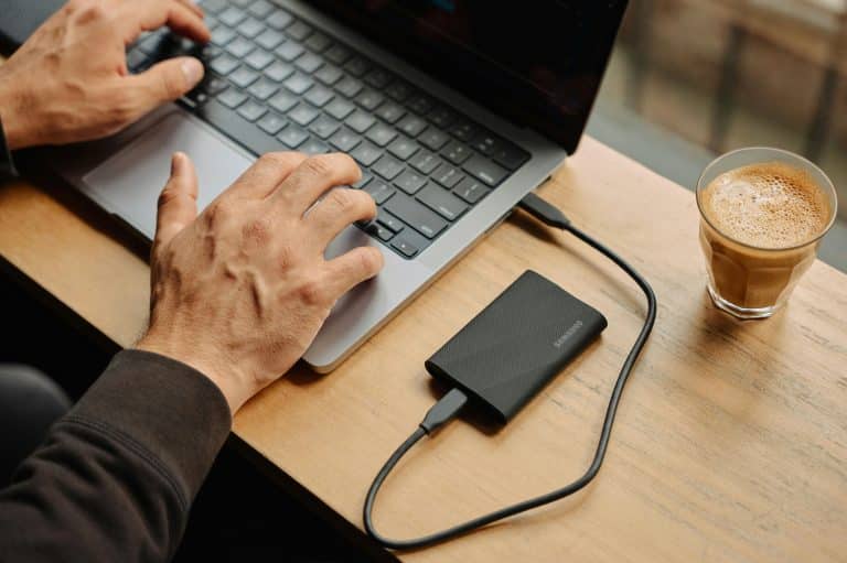 Secure File Transfers: Your 2025 Data Guide | SRS Networks
